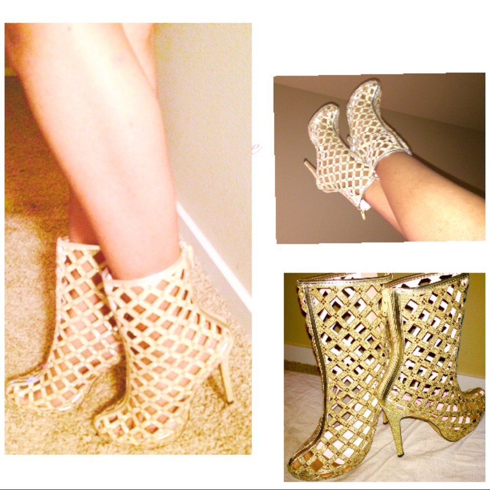 Women’s sexy evening sparkling booties in gold